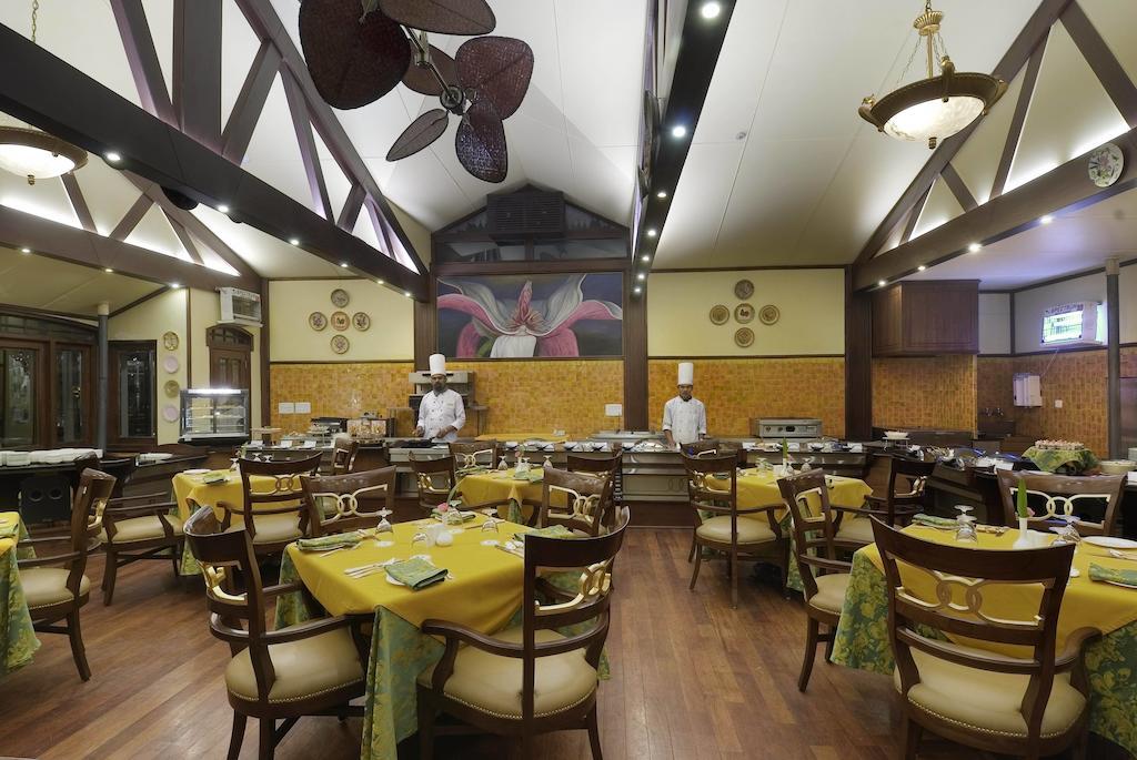 Mayfair Darjeeling Darjeeling  Restaurant foto